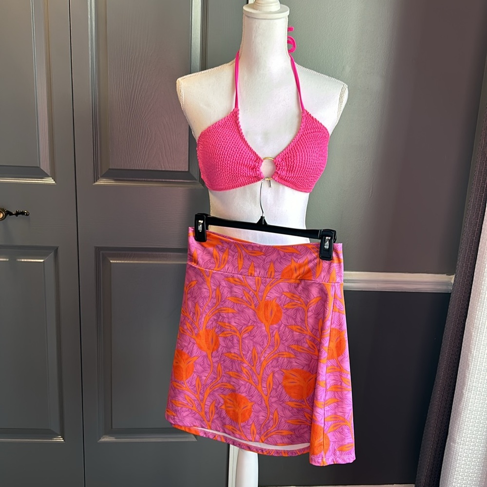 Swimming/ coverup’s skirt and bra